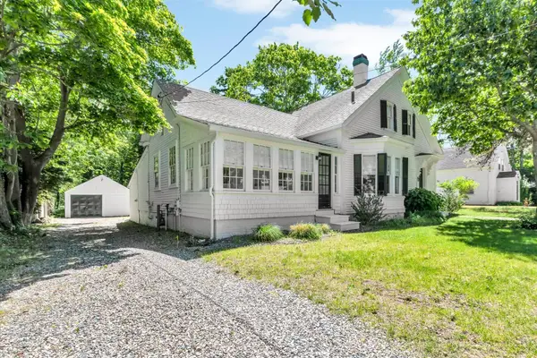 13 Silver Street, West Harwich, MA 02671