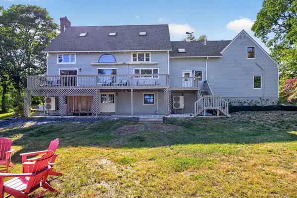 19 Aunt Debby's Road, South Dennis, MA 02660