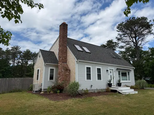 18 Jody Lane, Forestdale, MA 02644