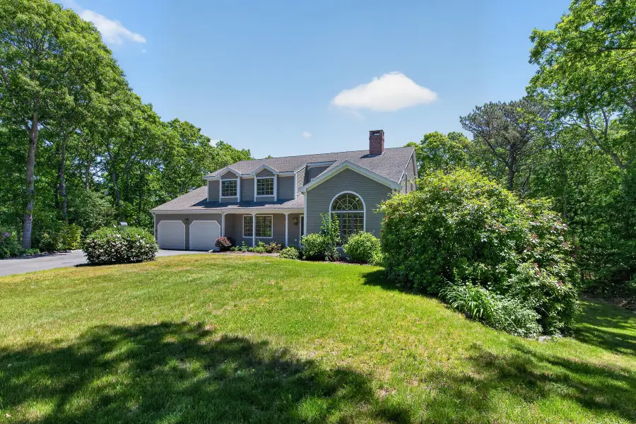 1 Punch Bowl Drive, Falmouth, MA 02540 - #2