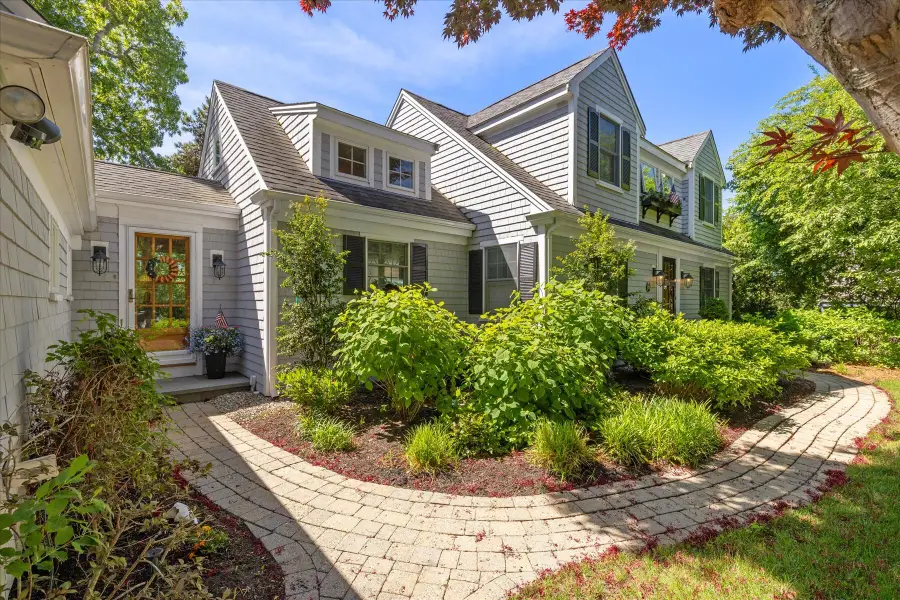 17 Cove Lane, West Dennis, MA 02670 - #2