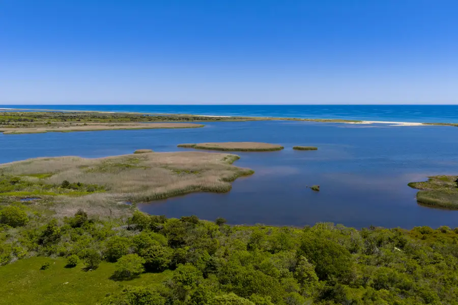 8 Snail Road, Chilmark, MA 02535 - #2