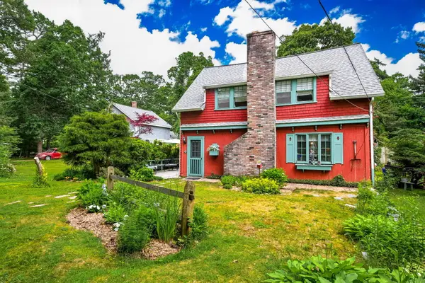 4 Evergreen Hill Road, Bourne, MA 02532