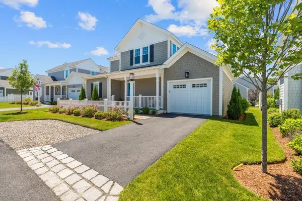 77 Cobblestone Circle, Mashpee, MA 02649