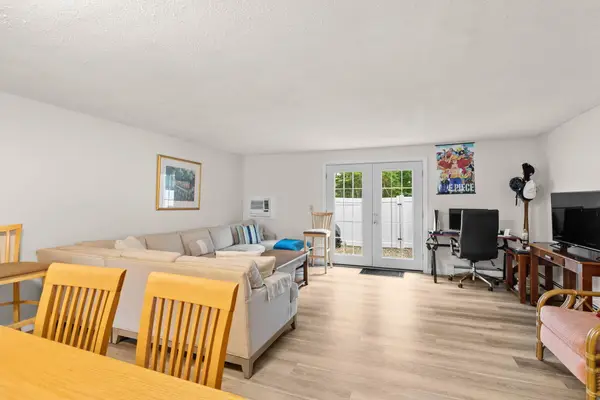 32 Pine Valley Drive #32  aka 50A, Falmouth, MA 02540