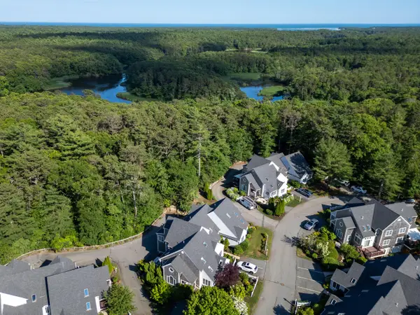 72 Gold Leaf Lane #UNIT 72, Mashpee, MA 02649