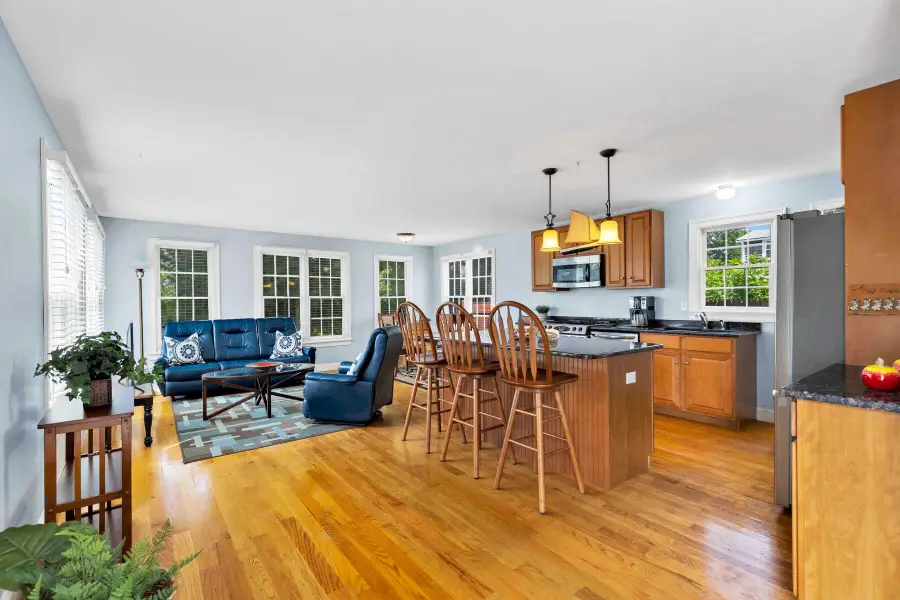 34 Prospect Avenue, Pocasset, MA 02559 - #3