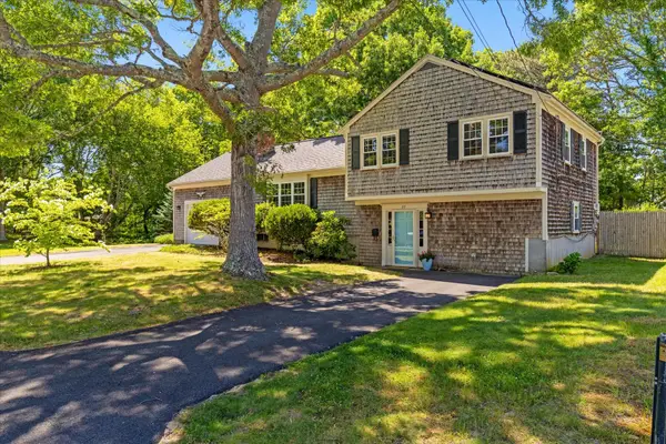 27 Steven Drive, West Yarmouth, MA 02673