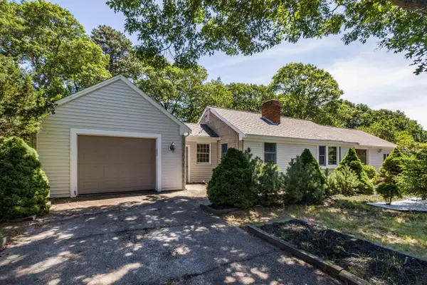 32 Davis Road, South Yarmouth, MA 02664