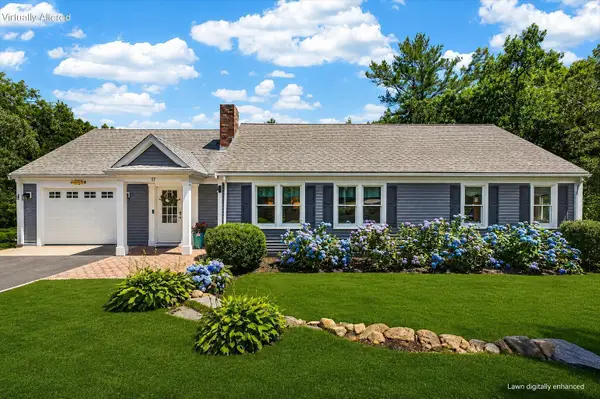 17 Hilltop Drive, Sagamore, MA 02561