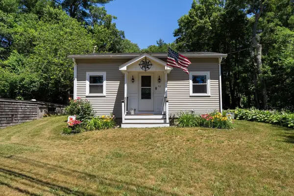 47 Anderson Avenue, Middleborough, MA 02346