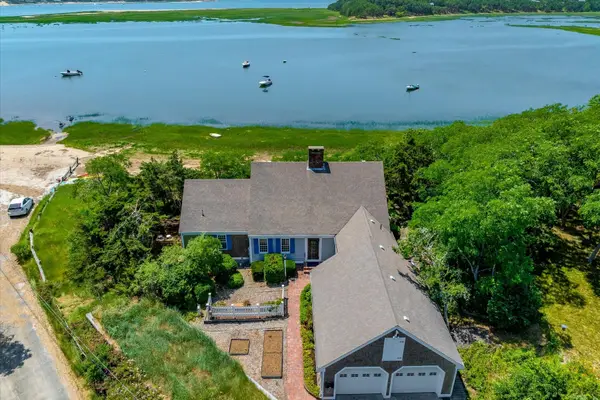 300 Paine Hollow Road, Wellfleet, MA 02667
