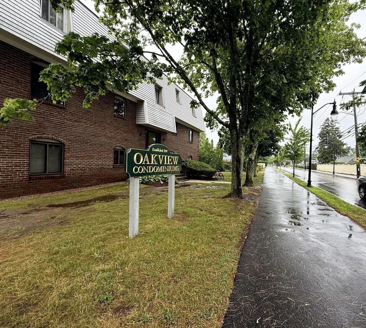 15 Oak Neck Road #APT 16 (35), Hyannis, MA 02601 - #1