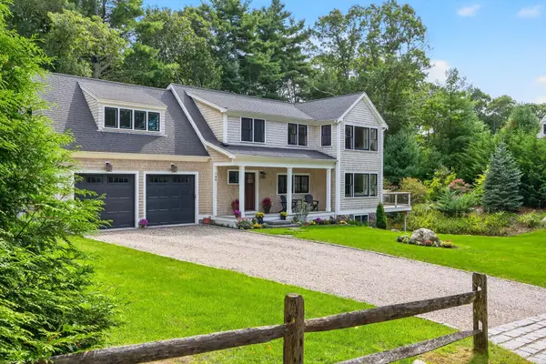 105 Bay Road, Cotuit, MA 02635