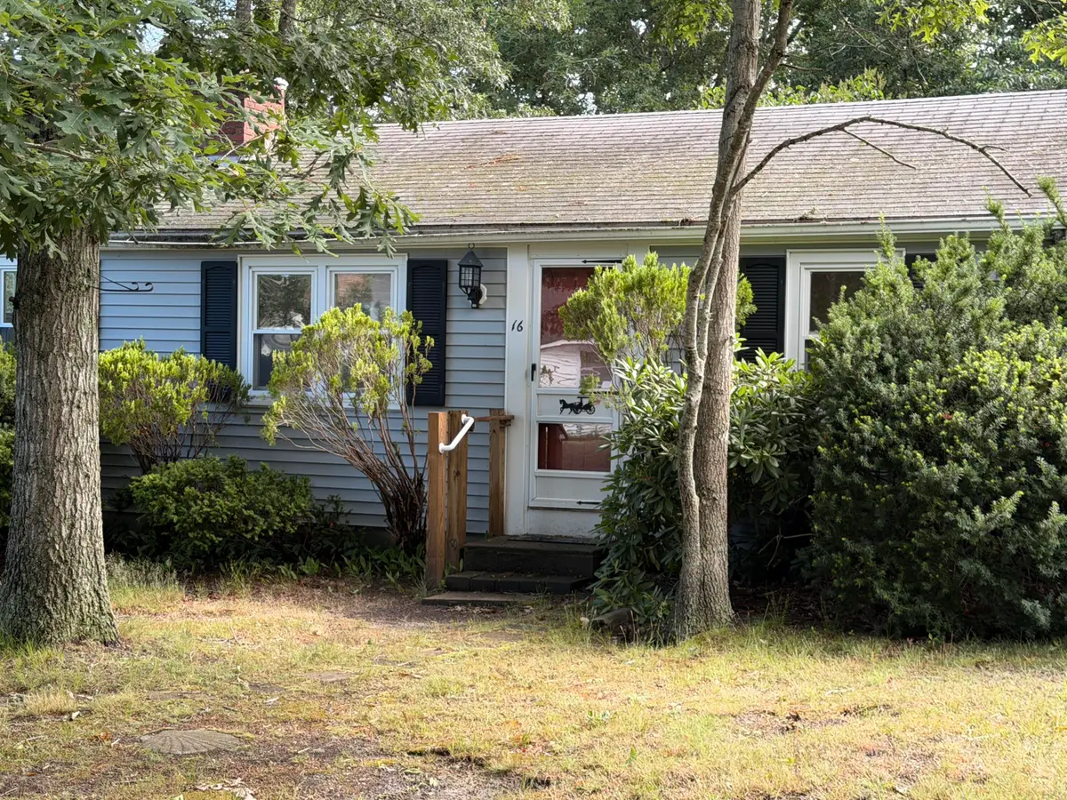 16 Lake Road, West Yarmouth, MA 02673 - #1