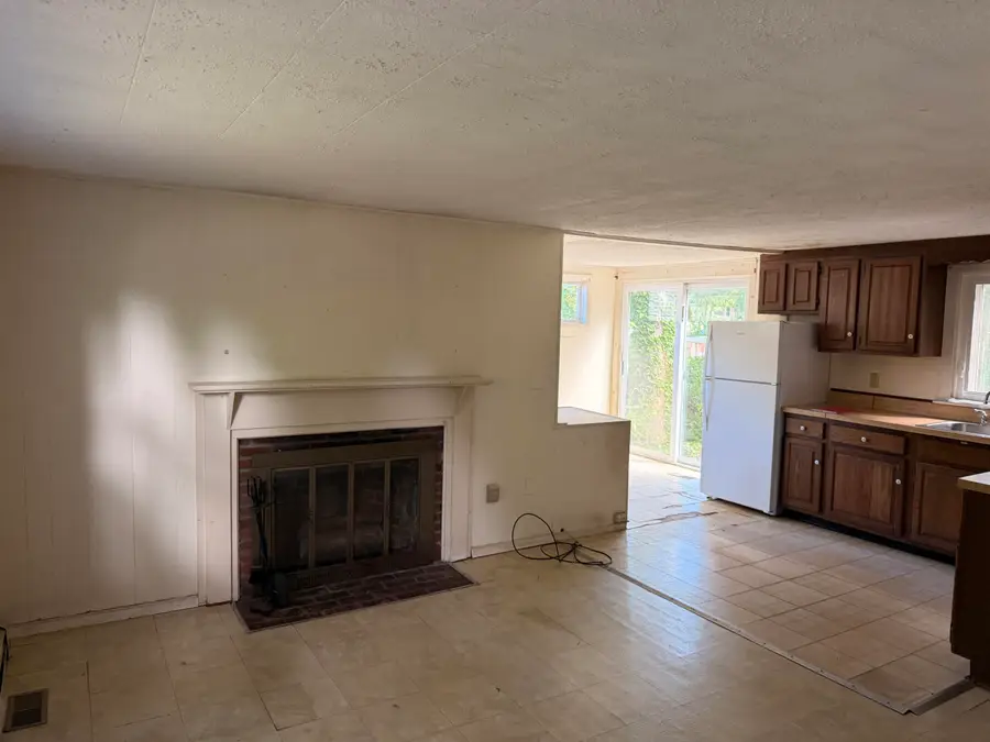 16 Lake Road, West Yarmouth, MA 02673 - #2
