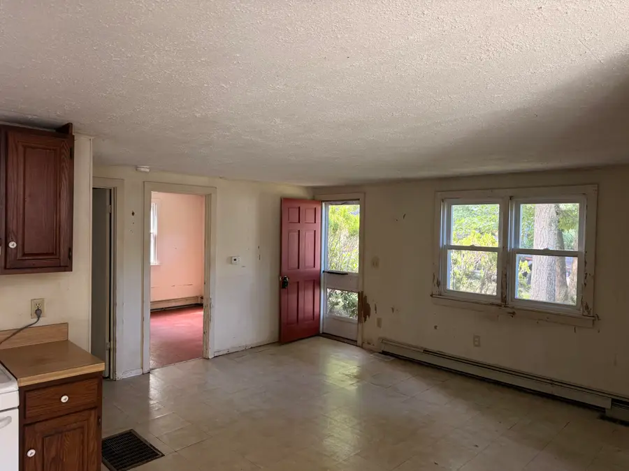 16 Lake Road, West Yarmouth, MA 02673 - #3