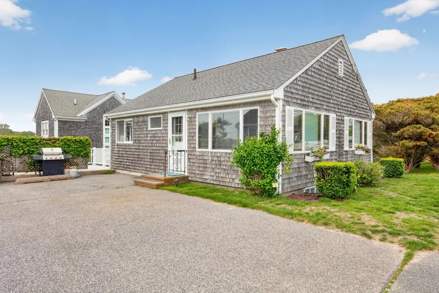 426 Grand Avenue, Falmouth, MA 02540 - #3