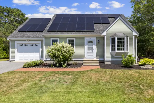29 Sheffield Place, Mashpee, MA 02649