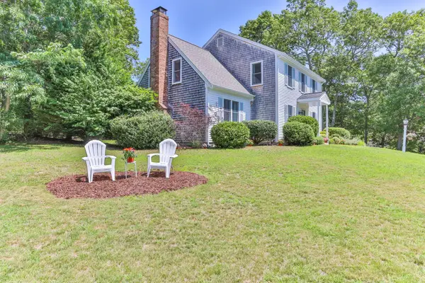 36 Waltham Circle, West Yarmouth, MA 02673