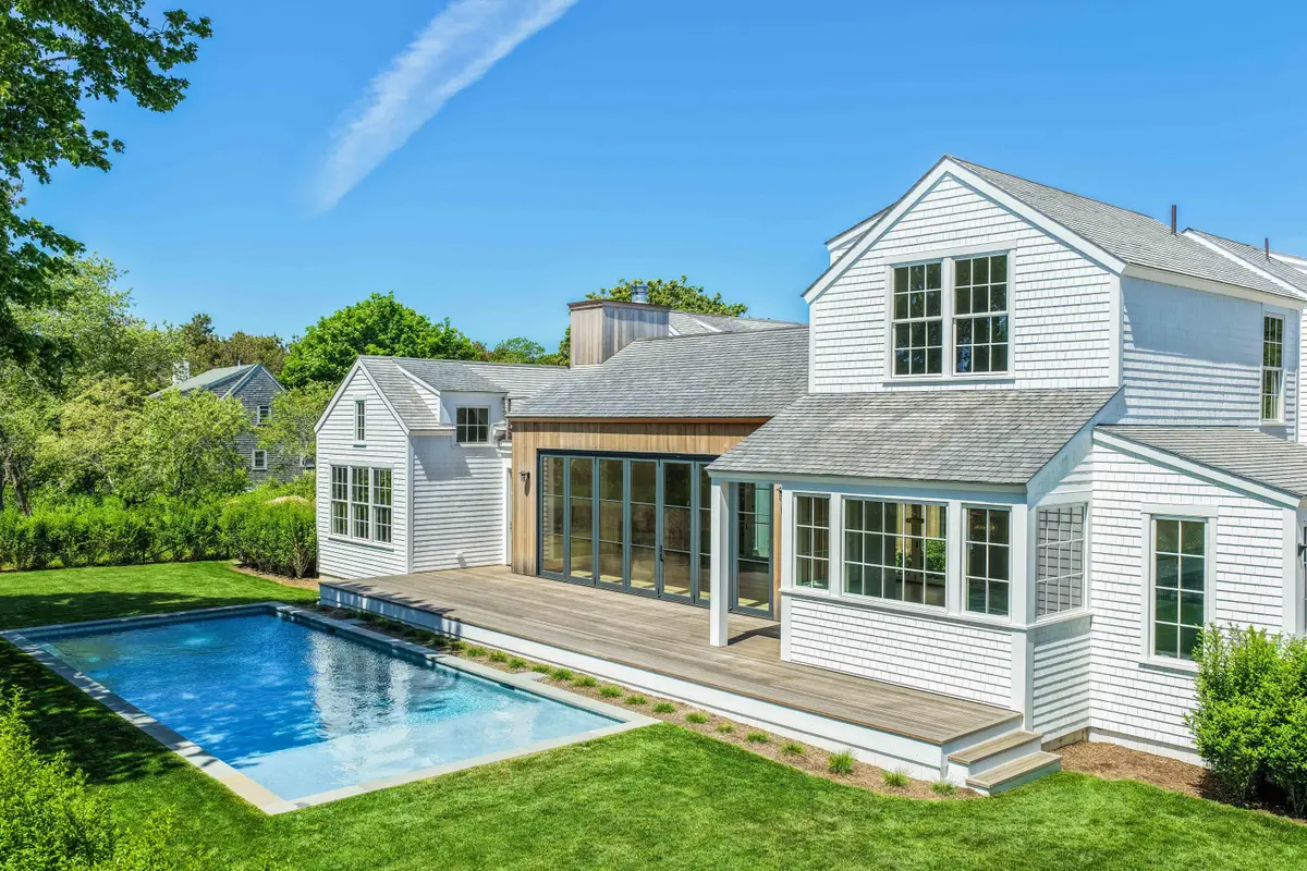 2 Lexington Avenue, Edgartown, MA 02539 - #1