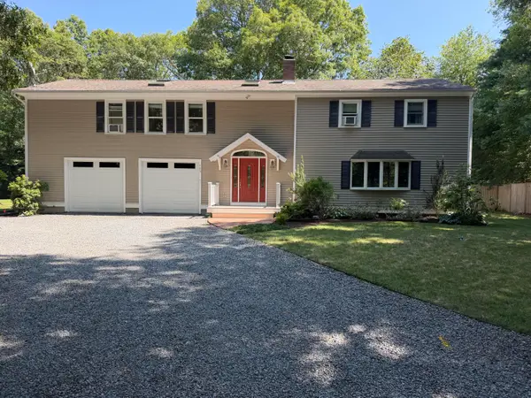 536 Skunknet Road, Centerville, MA 02632