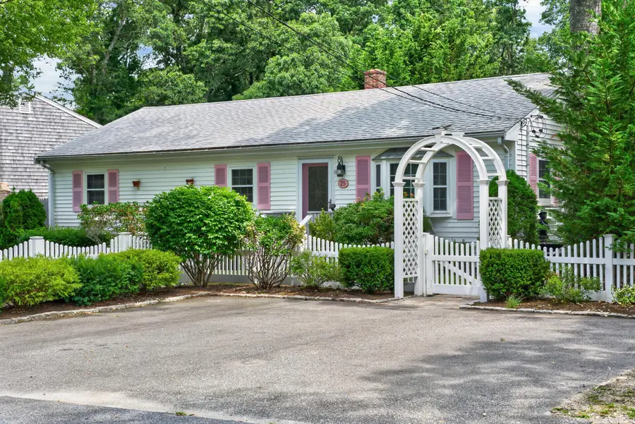 25 Deepwood Drive, Falmouth, MA 02536 - #2