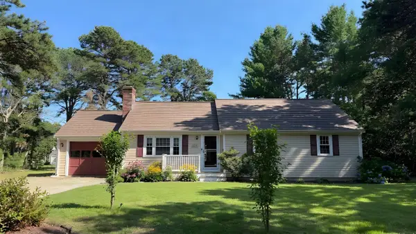 23 Prudence Lane, Cotuit, MA 02635