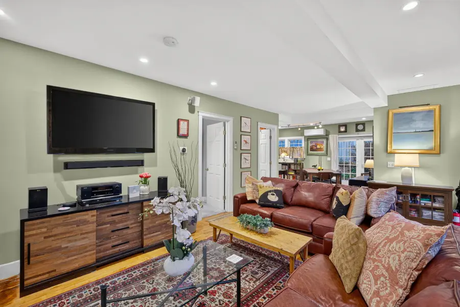 10 Snows Lane #Unit 1B, Provincetown, MA 02657 - #2
