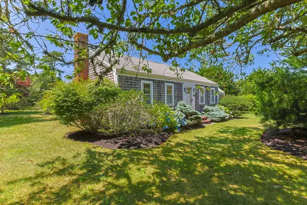 124 Pleasant Street, South Chatham, MA 02659
