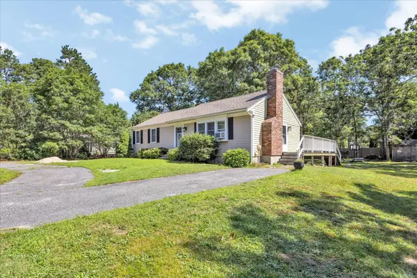 30 Patience Lane, Cotuit, MA 02635
