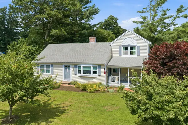 32 Shields Road, Mashpee, MA 02649