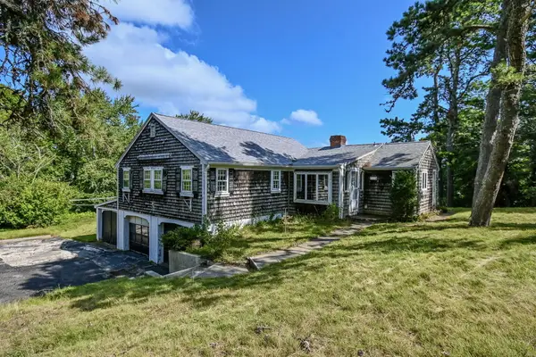 44 Mayflower Terrace, South Yarmouth, MA 02664
