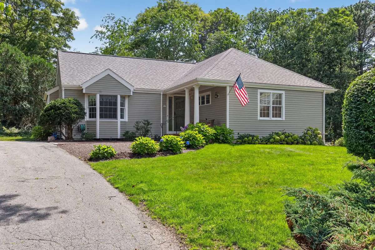 8 Elizabeth Circle #UNIT 8, Mashpee, MA 02649 - #1