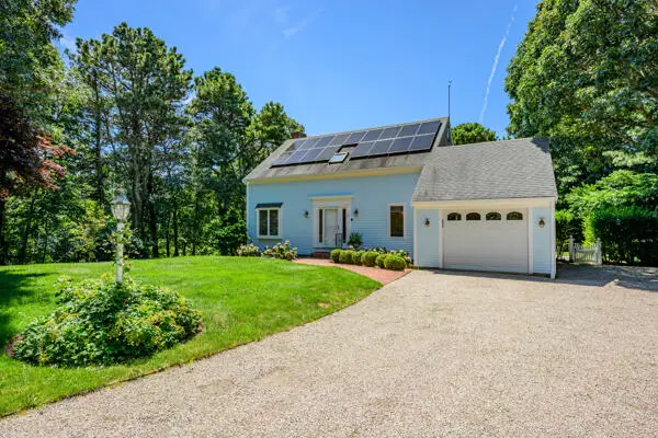 71 Rowland Drive, North Chatham, MA 02650