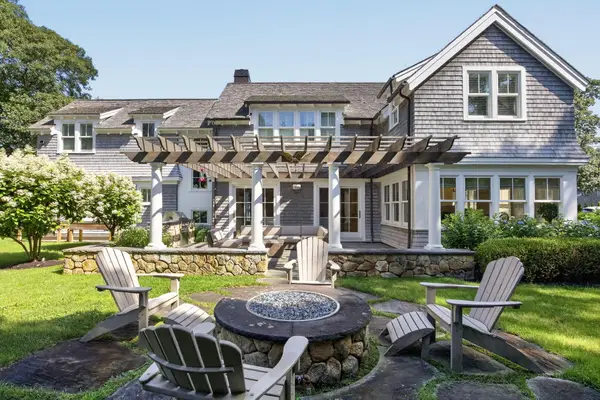 141 Hollingsworth Road, Osterville, MA 02655
