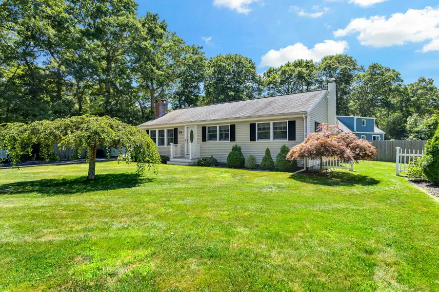 4 Deepwood Drive, East Falmouth, MA 02536 - #2