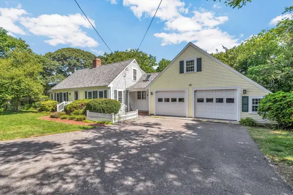18 Quivet Drive, Dennis, MA 02638