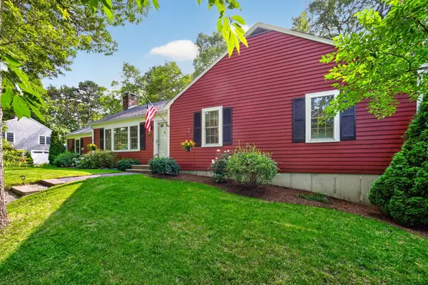 7 Bent Bluff Lane, Yarmouth Port, MA 02675