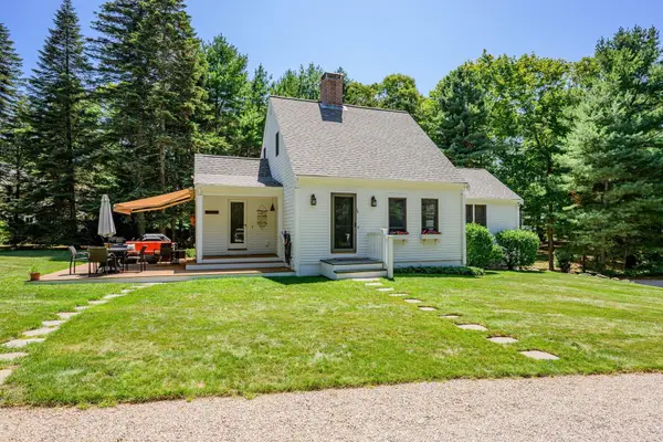 78 High Street, Cotuit, MA 02635