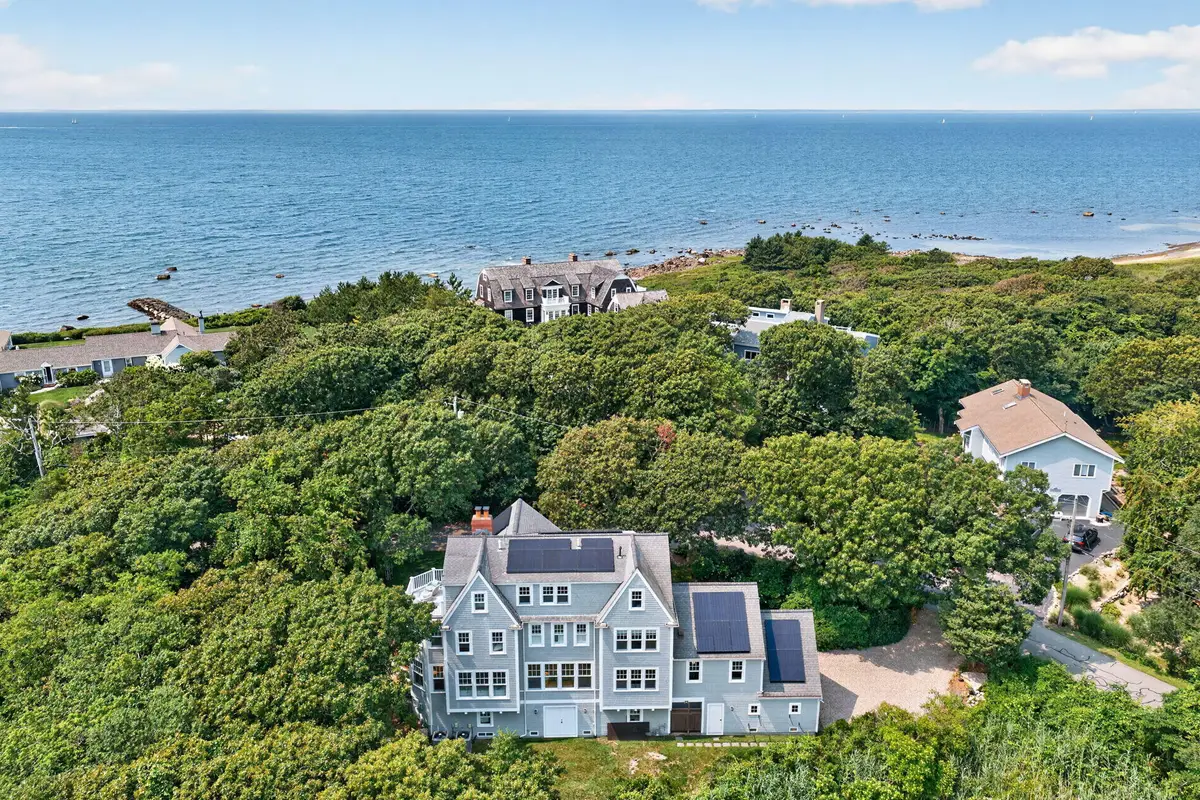 129 Racing Beach Avenue, Falmouth, MA 02540 - #1
