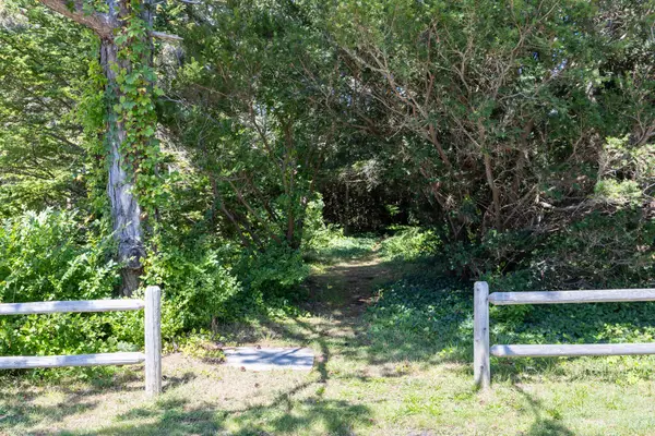264 Sea View Avenue, Osterville, MA 02655