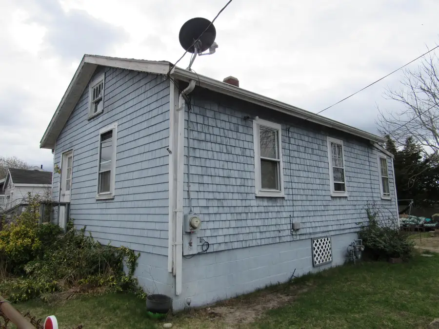 60 11th Street, Onset, MA 02558 - #2
