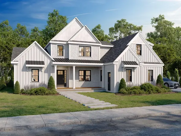 2 Sailaway Lane, Falmouth, MA 02540