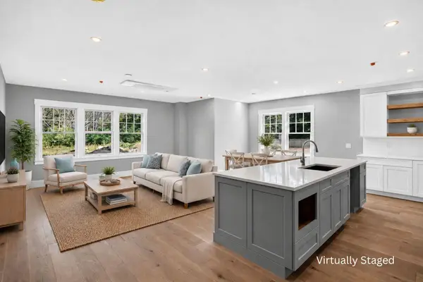 533 Woods Hole Road #UNIT E102, Woods Hole, MA 02543