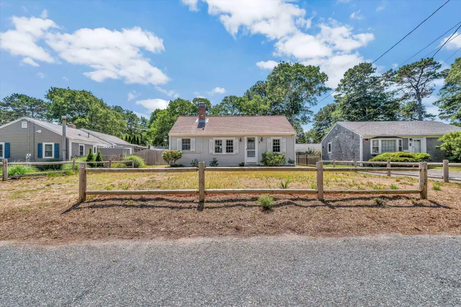 3 Danbury Street, South Yarmouth, MA 02664 - #2