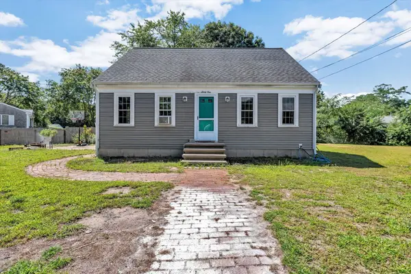 31 Park Drive, West Dennis, MA 02670
