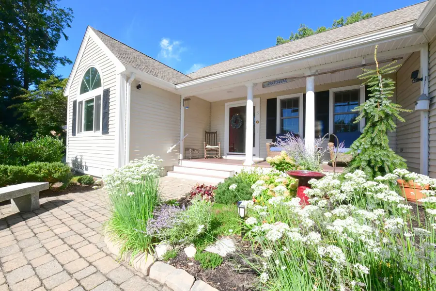 5 Luigi Avenue, Sagamore Beach, MA 02562 - #3