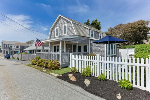 12 Atlantic Street, Harwich Port, MA 02646
