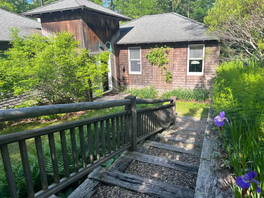18 Sylvan Avenue, Vineyard Haven, MA 02568 - #3